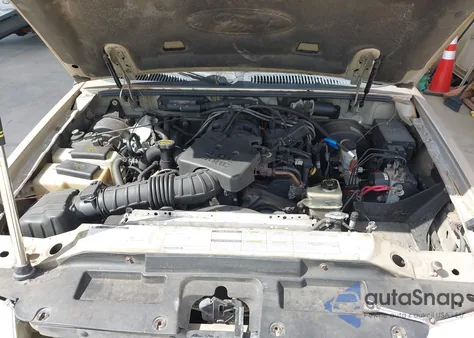 2001 Ford Explorer Sport Trac z USA, uszkodzony, nr VIN 1FMZU77E91UB99416